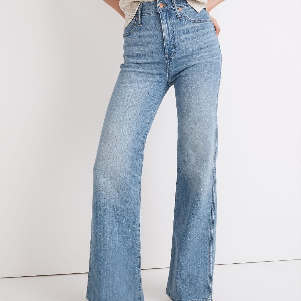 Madewell 11 inch High Rise Flare (petite)